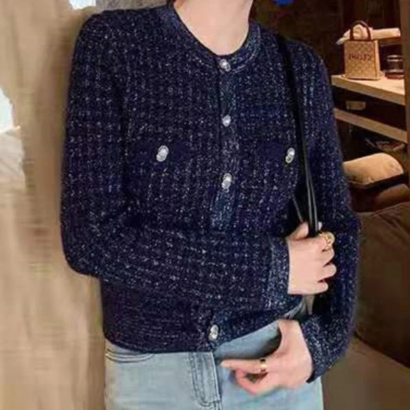 

Женский короткий кардиган на пуговицах, трикотажный свитер в стиле ретро с длинными рукавами и жемчужинами, осень 2021