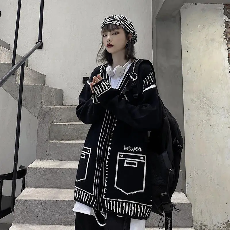 

KOSAHIKI 2021 Streetwear Print Harajuku Japanese Cardigans Women Clothing Casual Vintage Retro V Neck Jerseys Mujer 11a004