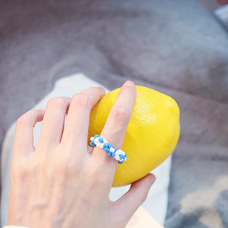 Кольцо женское в богемном стиле многоцветное маленькое кольцо с бусинами форме