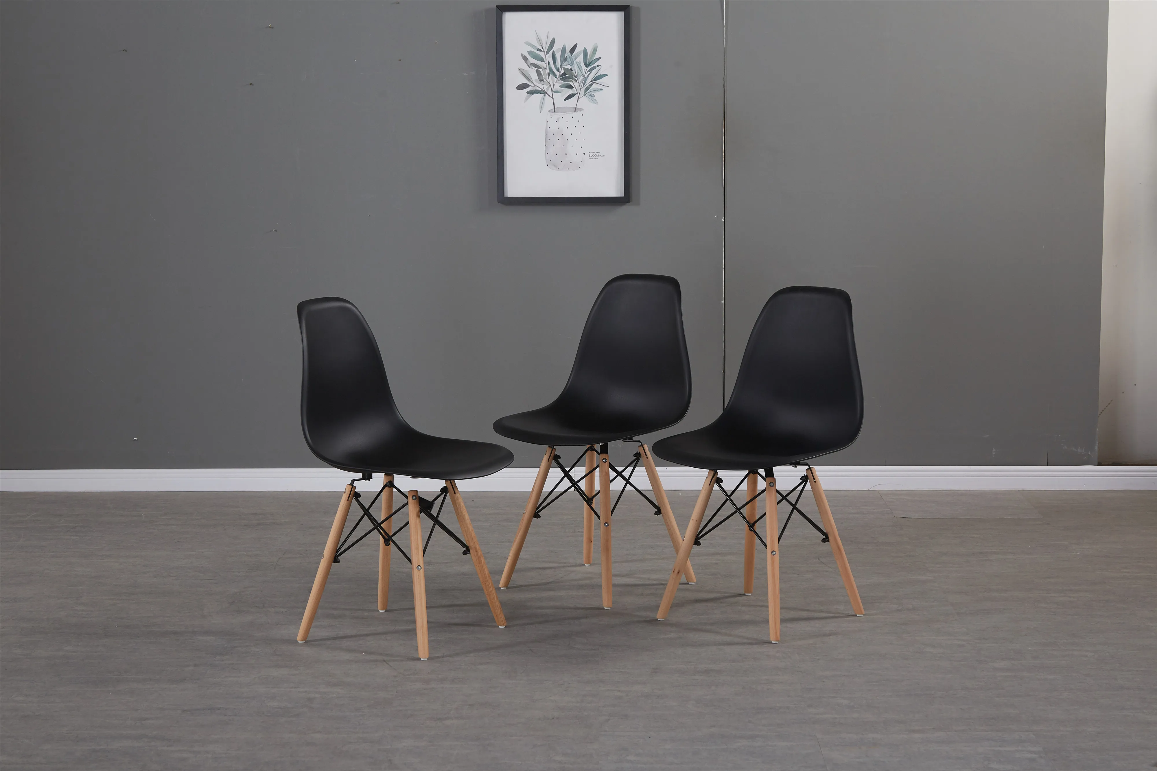 

"Black simple fashion leisure plastic chair environmental protection PP material thickened seat surface solid wood leg dressing