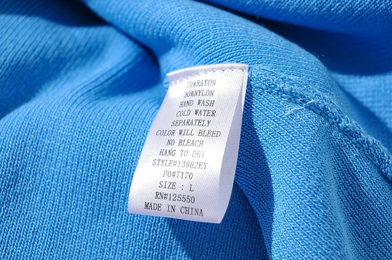 

Women Knot Front Slinky Knit Cami Sweetheart Neck Knit Top With Twist Detail