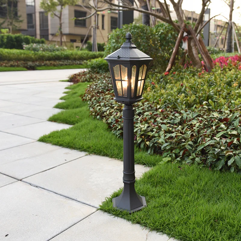 

European Retro LED E27 Outdoor Lawn Lamp Villa Garden Single Head Grass Waterproof IP65 Courtyard Street Lamp Landscape Fixture