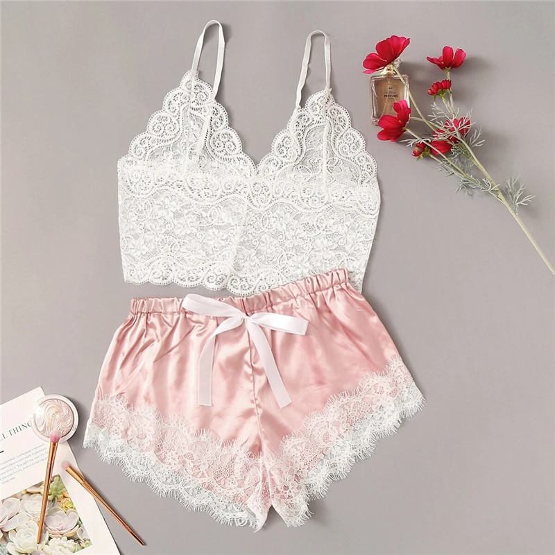 

Floral Lace Bralette With Satin Shorts Lingerie Set Women 2019 Summer Sexy Sets Ladies Bra And Panty Underwear Pajama Set-Pink