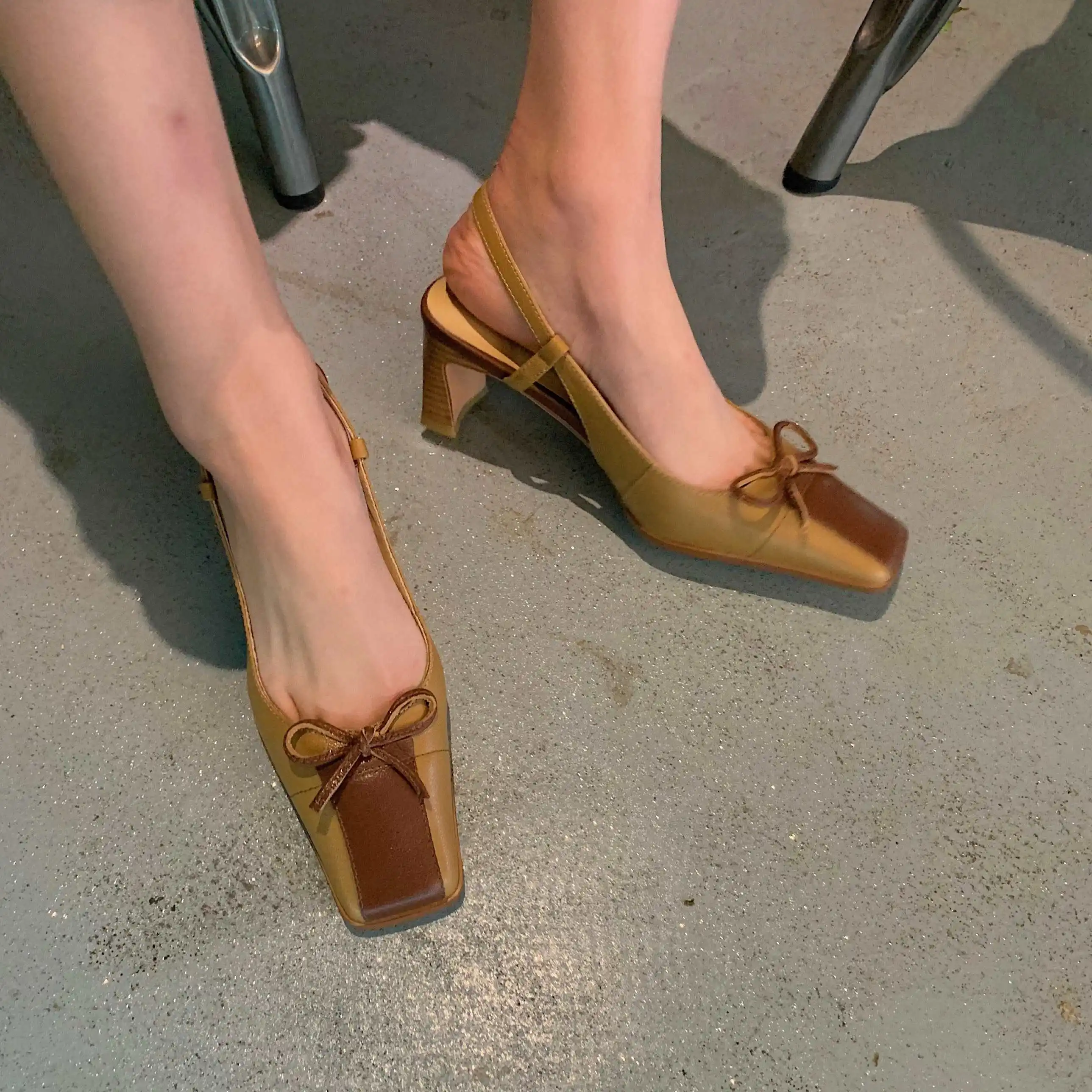 

Krazing pot genuine leather square toe high heels shallow mixed colors butterfly-knot handmade buckle straps women sandals L20