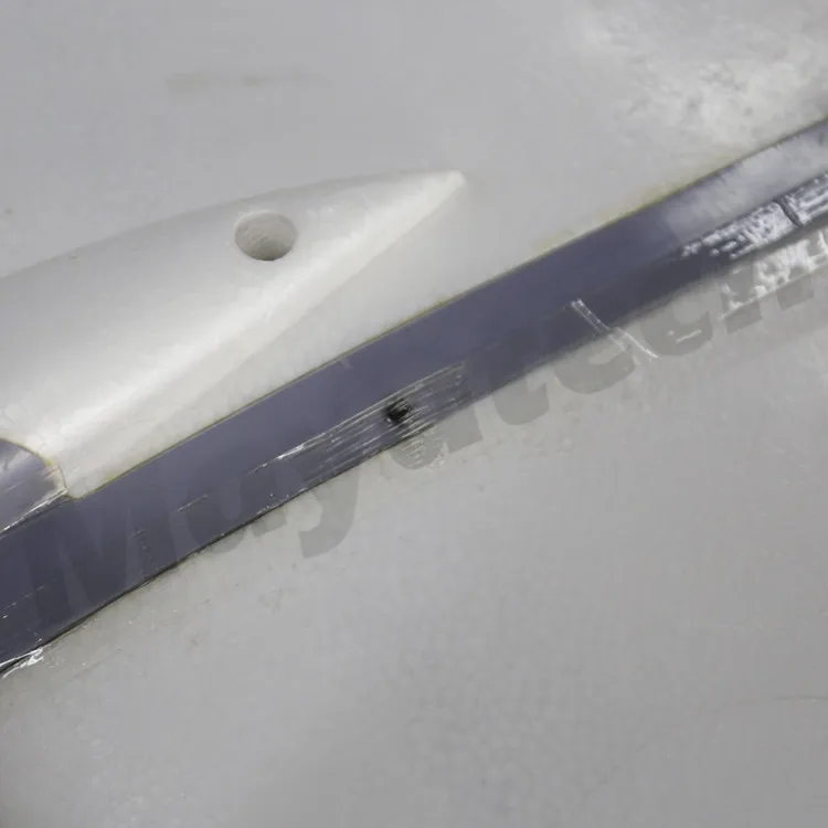 Клейкая лента стекловолокно для упаковки длина 25 м фиксированная модель RC