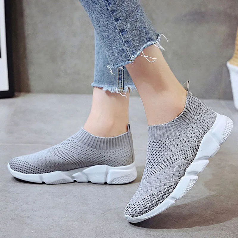 

Women's Shoes sports shoes Light Weight Sock Sneaker Women White Black Sneakers Slip On Comfortable Brand Summer Footwear