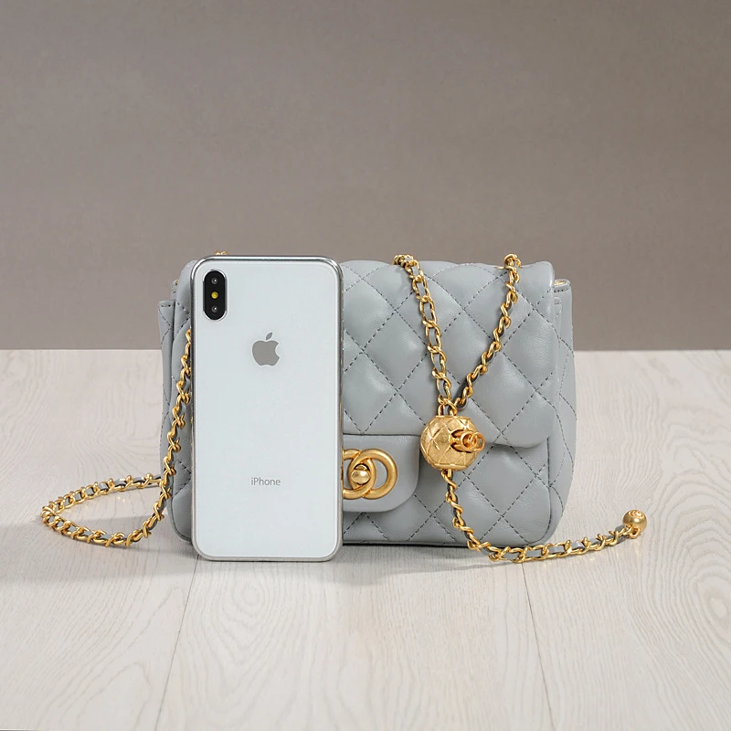 

Luxury Designer Casual Large Capacity Handbag,Genuine Leather Fashion Lock Buckle Shoulder Crossbody Tote Bags,Free Shipping