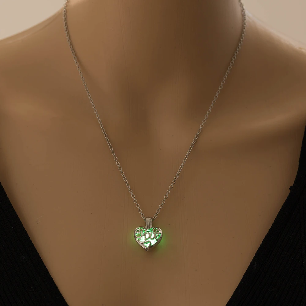 LOVE Green 3 цвета, светящаяся в темноте подвеска в виде сердца, ожерелье для женщин, полое светящееся каменное ожерелье, рождественская подвеска, ювелирные изделия - Окраска металла: LOVE Green