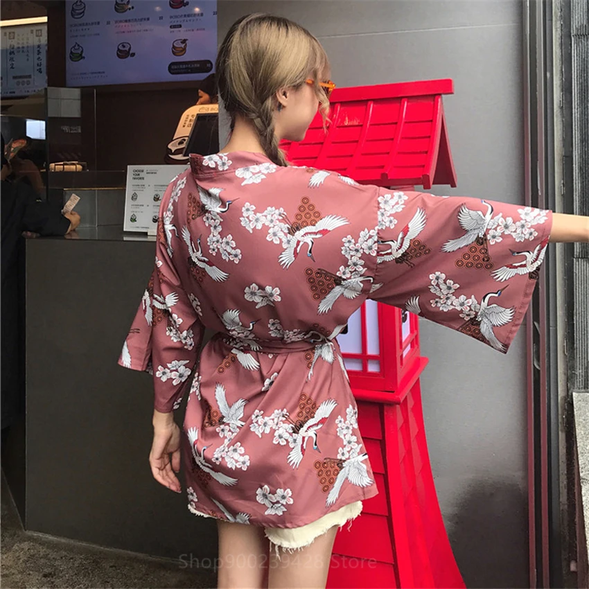 

Japanese Women Yukata Improved Kimono Summer Haori Vintage Yukata Female Loose Casual Harajuku Crane Printing Coat Cardigan