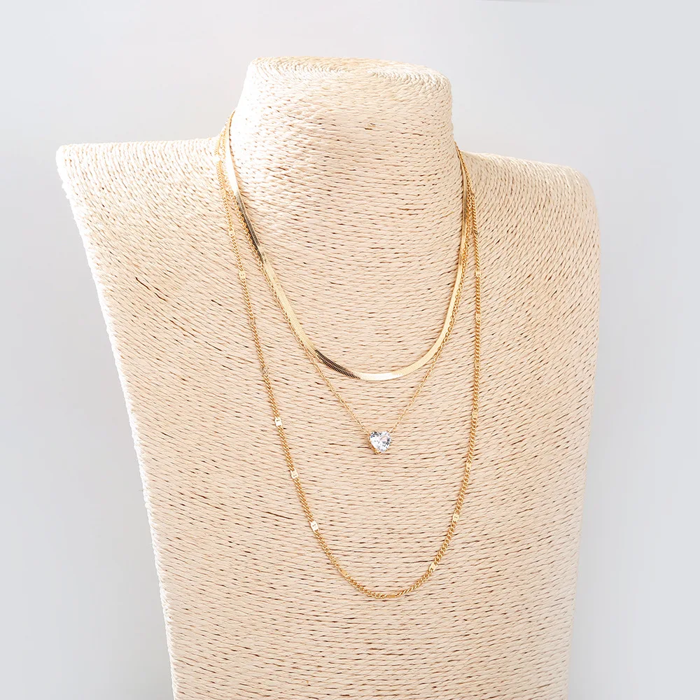 

2021 new Multilayer Zircon Heart Necklace for Women Gold Clavicle Chain Elegant Charm Wedding Pendant jewelry stainless steel