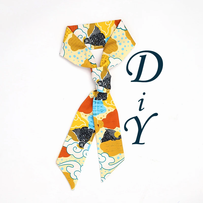 

21 new luxury brand classic letter black and white two-color double-sided printing streamer simulation silk satin scarf WJ20079