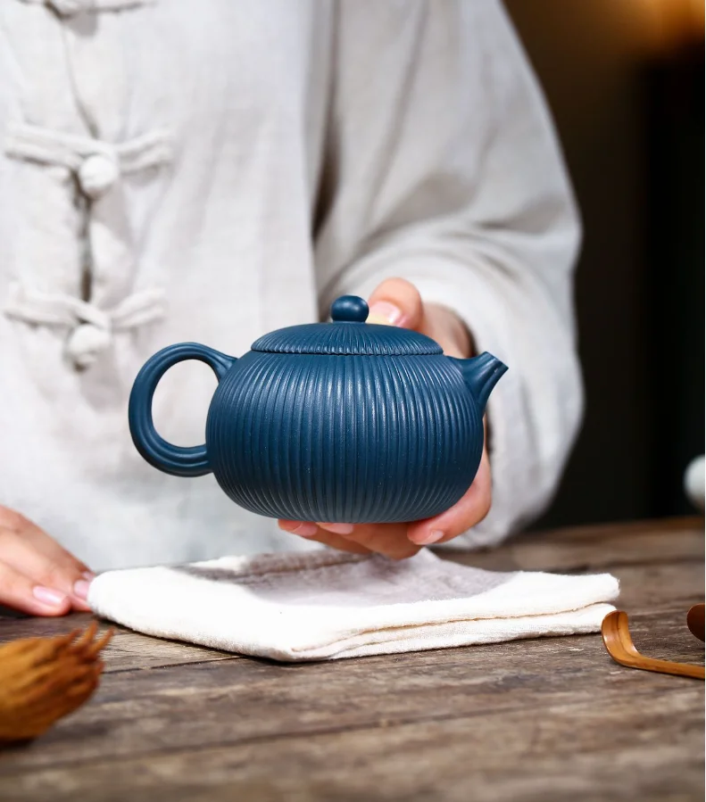 

China Jin Wen Kettle Ceramic Teapot For Tea Puer Oolong Tea Set Handmade