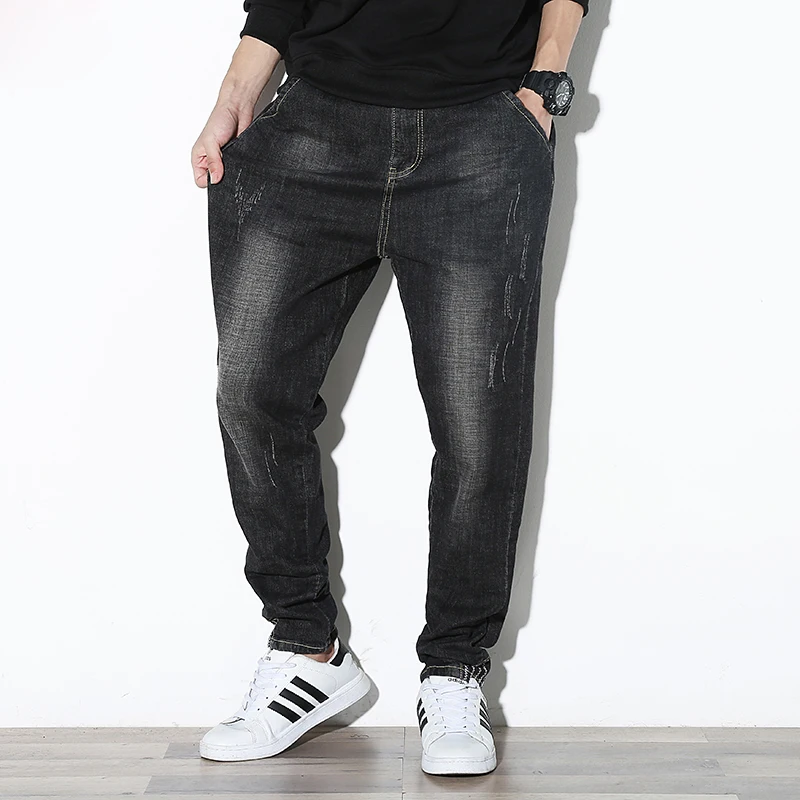 

Джинсы мужские, новые шаровары, повседневные мужские свободные эластичные ковбойские джинсовые брюки, мужские бриджи, подходят для 130 кг, дж...