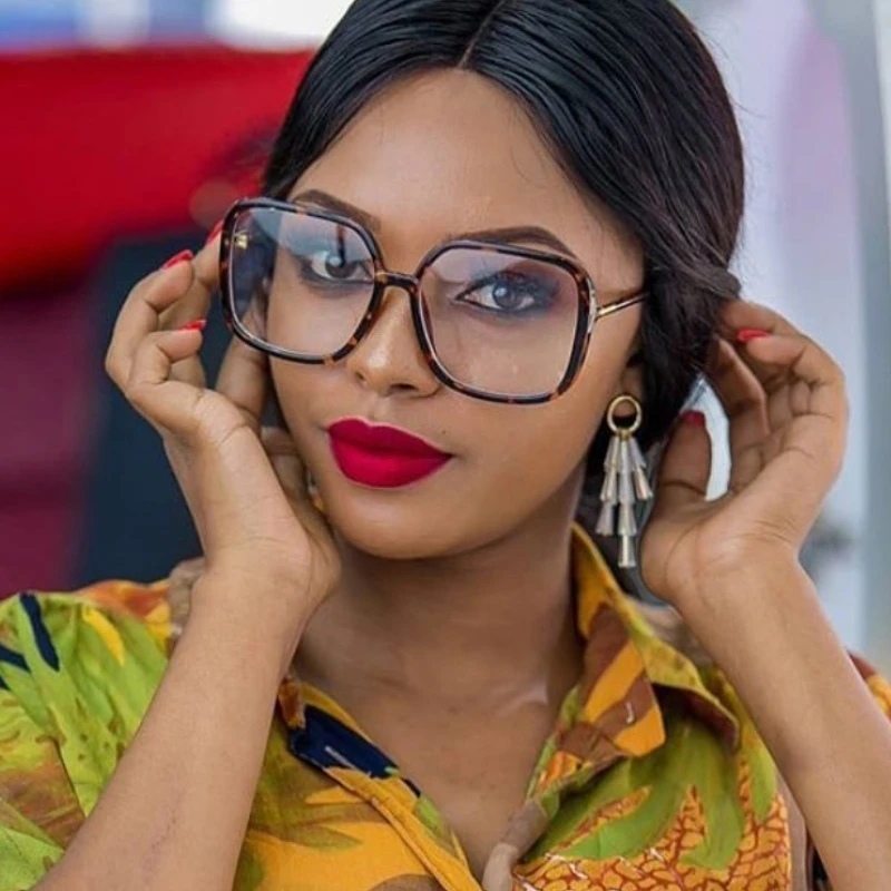 Женская квадратная оправа для очков