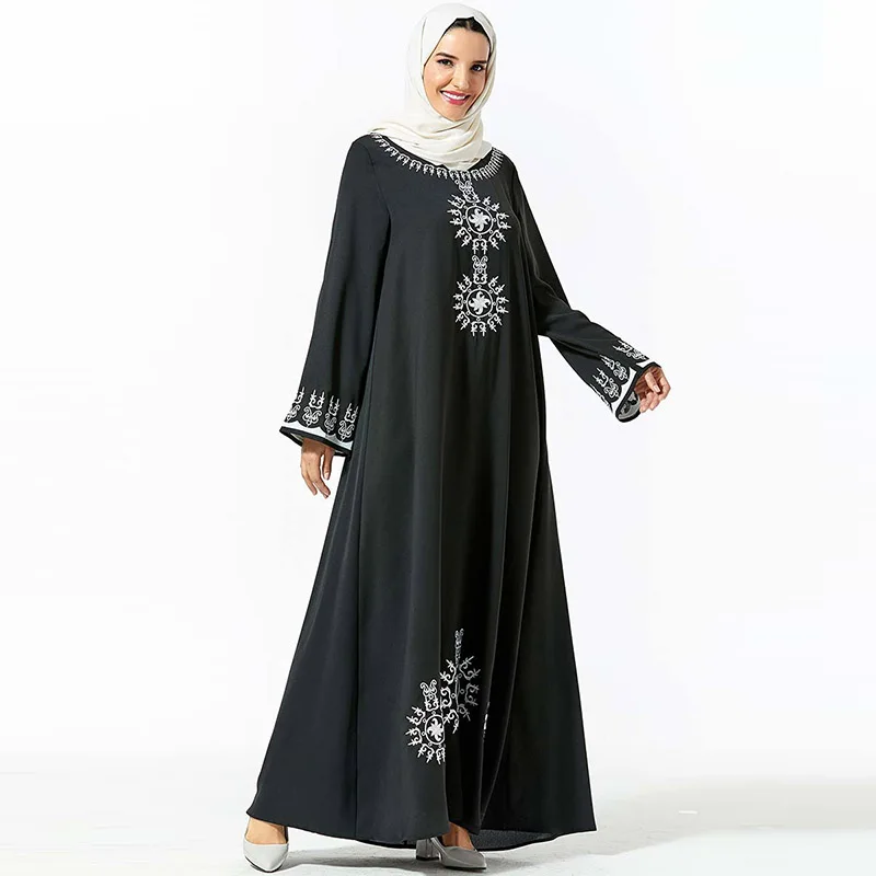 Женское платье с вышивкой и поясом длинное винтажным рисунком в стиле Саудовской