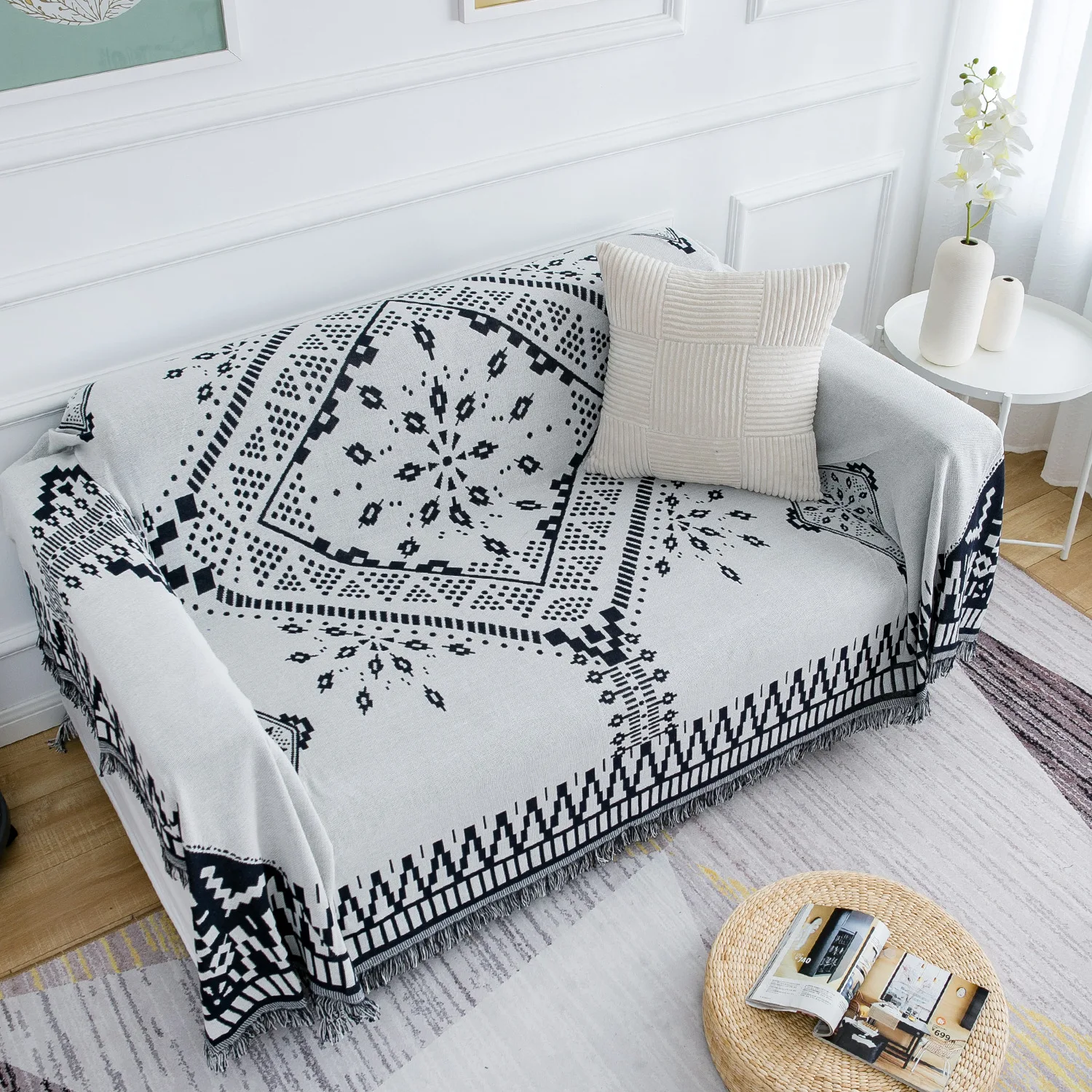 

Nordic knitting Sofa cover Lazy Sofa cushion cover Black White Cotton Blend Sofa towel Multi-purpose blanket Double slipcover