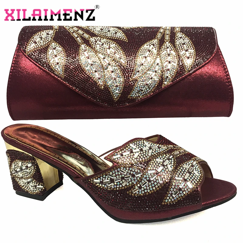 Привлекательные женские туфли в африканском стиле с сумочкой комплекте