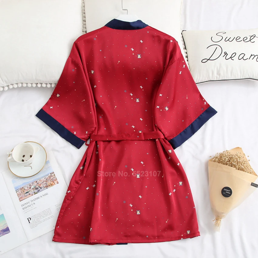 Халат женский атласный с глубоким V-образным вырезом свободный пикантный банный