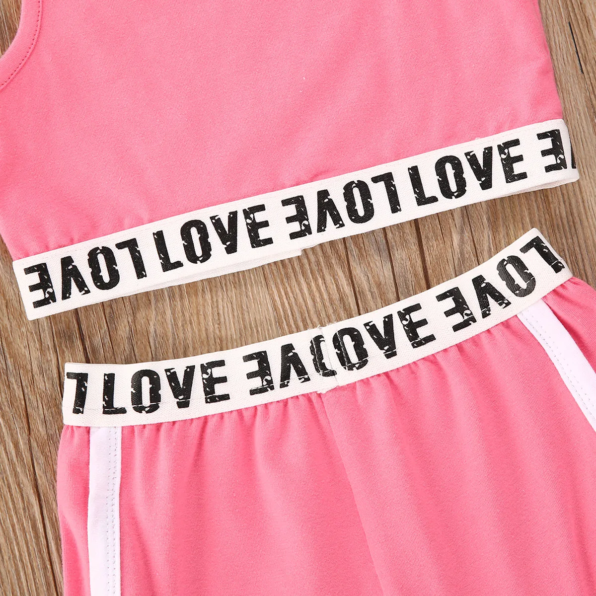 

2PCS Baby Letter Print Sports Outfit Girls Round Neck Vest and Elasticated Waist Shorts Set