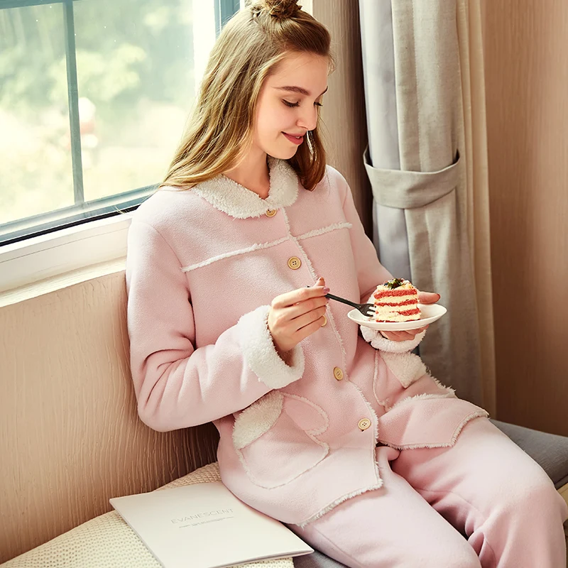

2020 Winter Thick Warm Flannel Pajamas Sets For Women Sleepwear Home Clothing Pajama Home Wear Pyjamas Set Women's home clothes