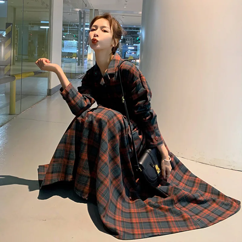 

SHENGPALAE 2021 New Spring Women Vintage Loose High Waist Slim Was Thin Elegant Turn-down Collar Plaid Maxi Dress Female ZA4077