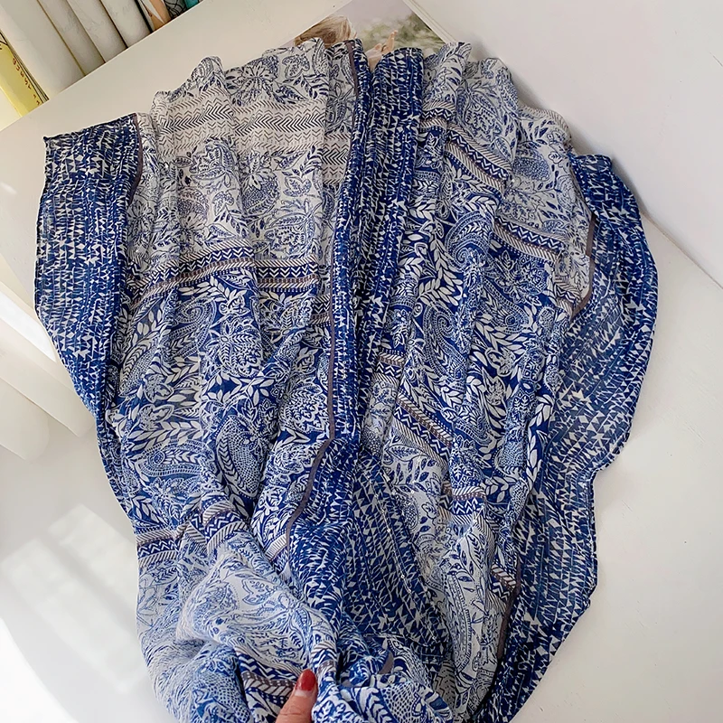 

Luxury Brand Autumn Viscose Scarf Plain Sequin Floral Beach Hijab Shawls and Wraps Echarpe Foulards Femme Muslim Hijab 180*90Cm