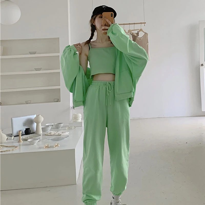 Женская одежда тренировочный костюм сиреневые брюки + топ куртка с капюшоном