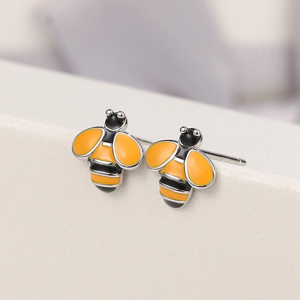 

SHINYGEM Women's Jewelry Earrings Cute Little Bee Fashion Simple Dripping Handmade Craft Jewelry Sterling Silver Small And Chic