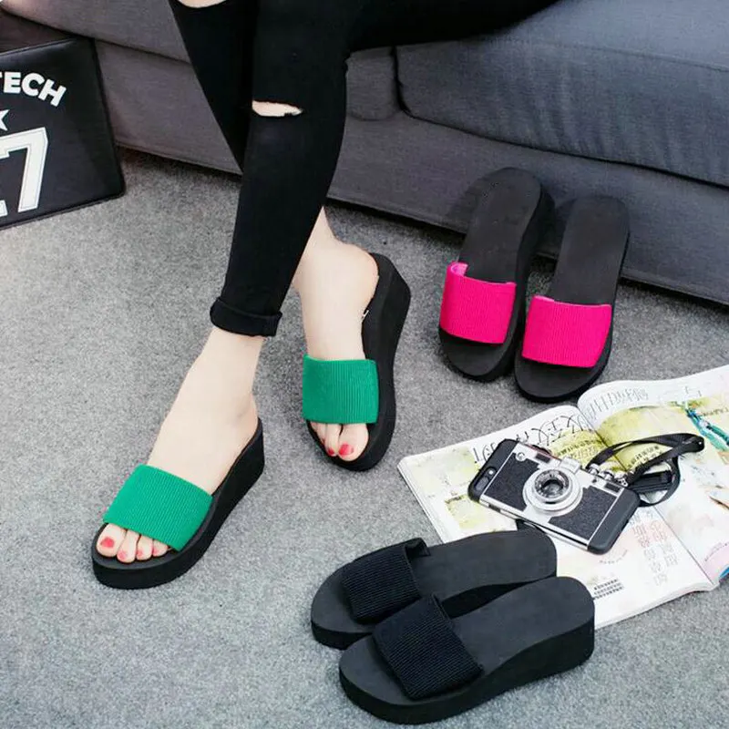 Шлепанцы женские на платформе Эва танкетка пляжные тапочки высокий каблук