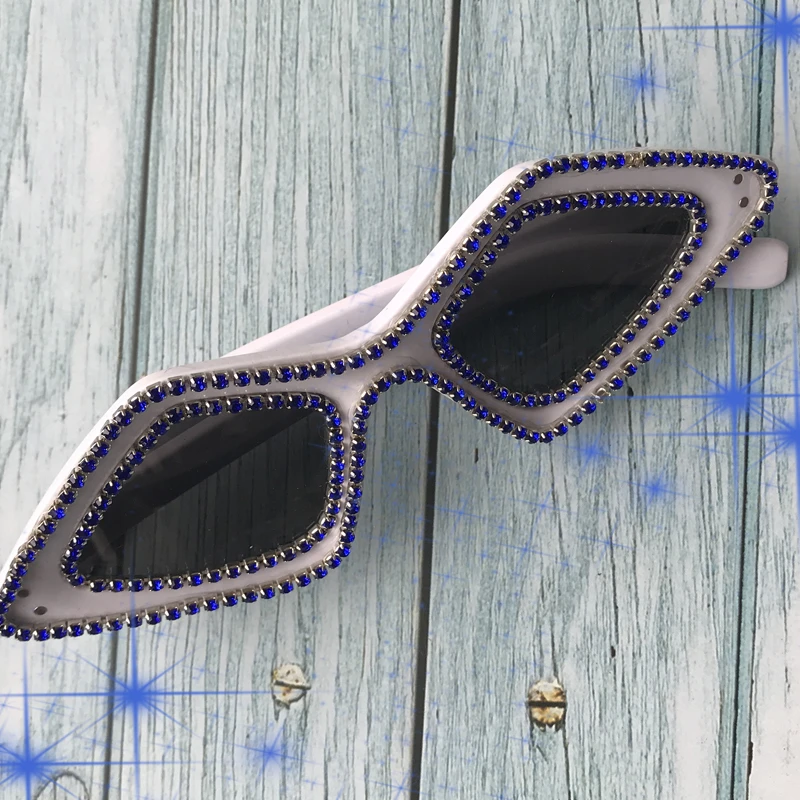 Солнцезащитные очки woemn изящные стразы белая оправа кошачий глаз uc400 модные samll |