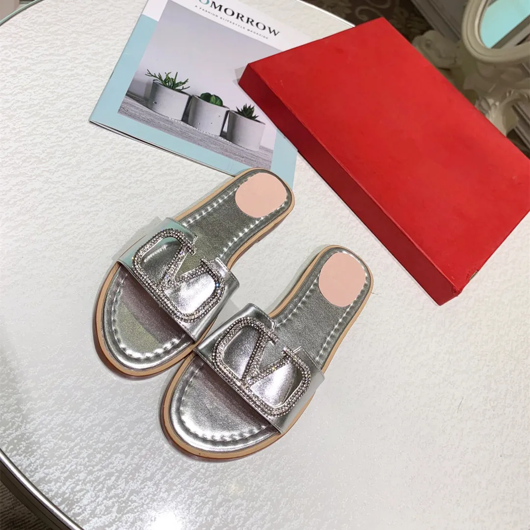 

High Quality Women 2021 Brand Summer Outside Slippers Luxury Design Genuine Leather Flat Sandal V Buckle Shoes Size 35-42