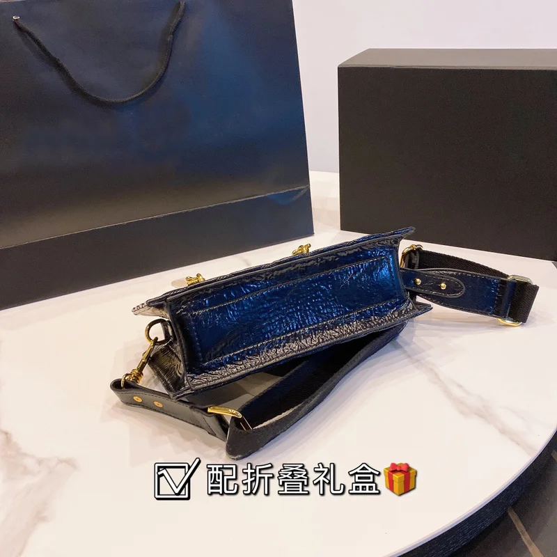 

The latest spring of 2021, women's leather portable small square bag stylish, simple and casual all-match messenger shoulder bag