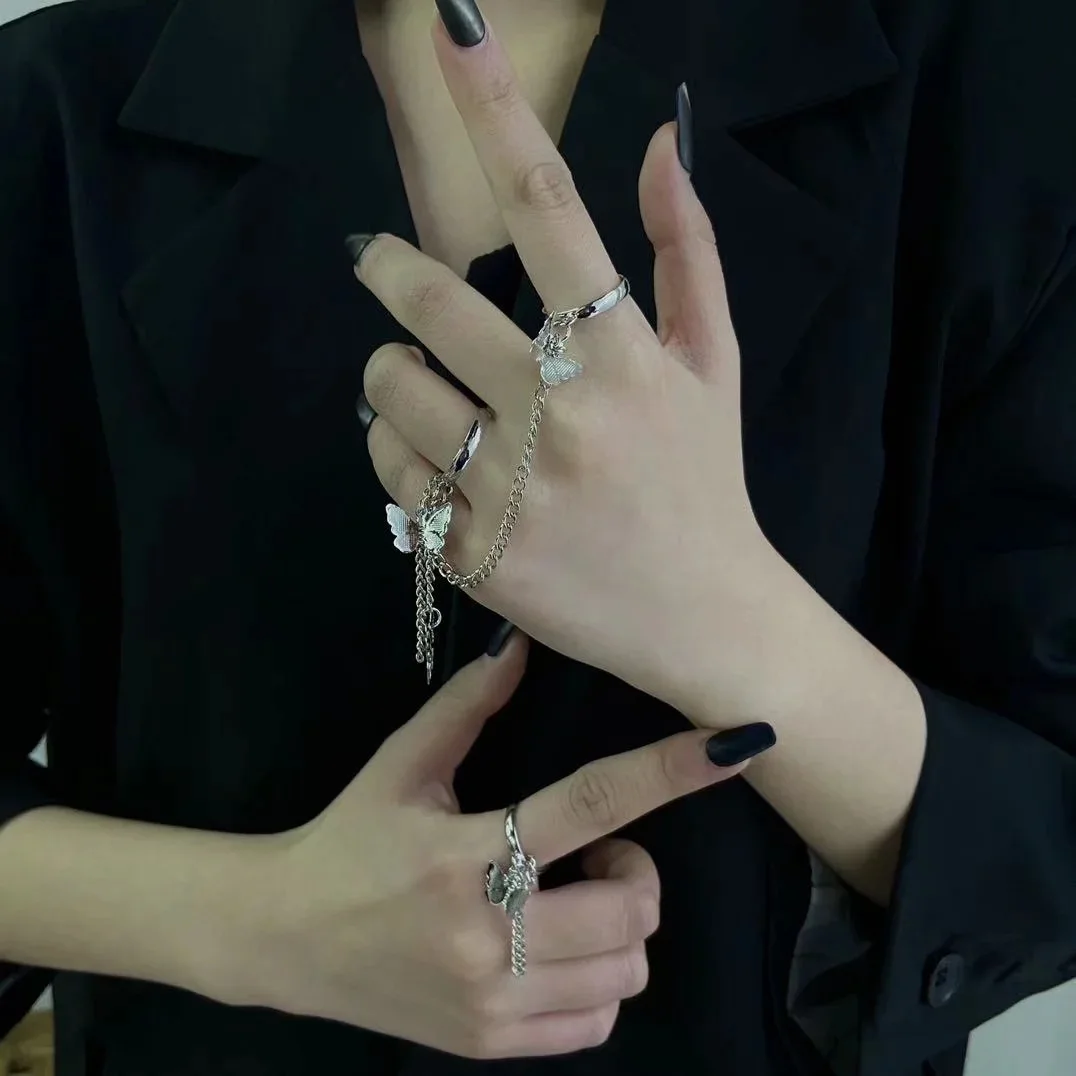 

Butterfly Soft Chain Ladies Ring Opening Adjustable Fashion Trendy Two-finger Ring Hip Hop Index Finger