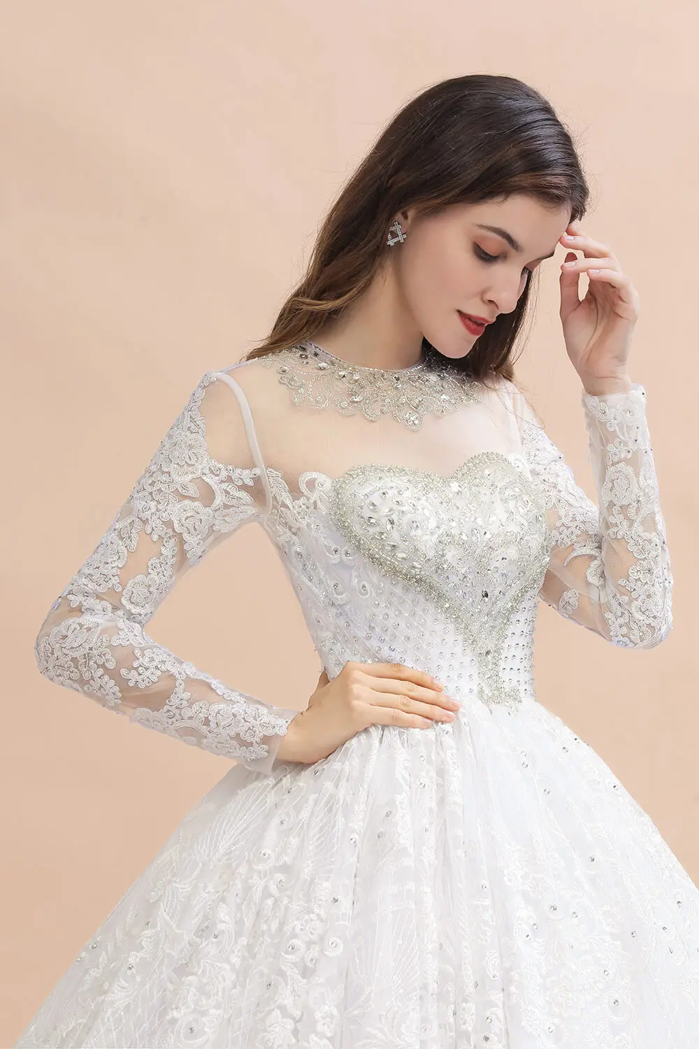 Romantic Heart Shape Beads Ball Gown Wedding Dresses 2020 Sexy Illusion Back Long Sleeve Wedding Bridal Gowns Robe De Mariee