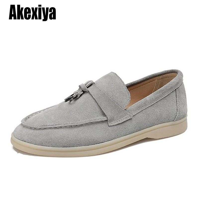 

Туфли женские из натуральной кожи, на плоской подошве, O296