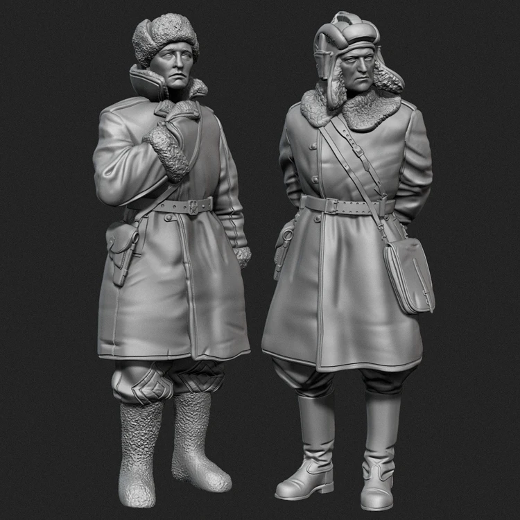 

1/35 Resin Model figure GK Soldier Soviet tank officers in sheepskin coat set Military theme WWII Unassembled and unpainted kit