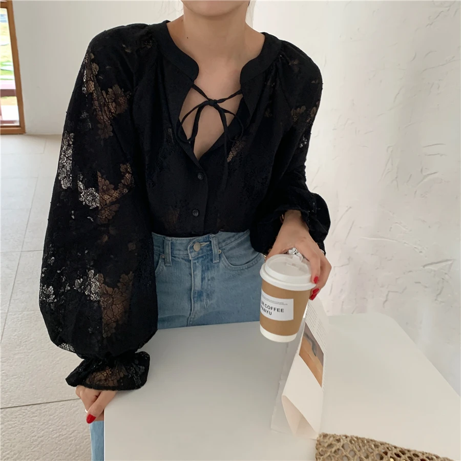 

2021 Women Black Top Blouse Sexy Lace Lantern Long Sleeve Shirt Vintage New Transparent Soild Loose Blouse Cardigan Lace Shirts