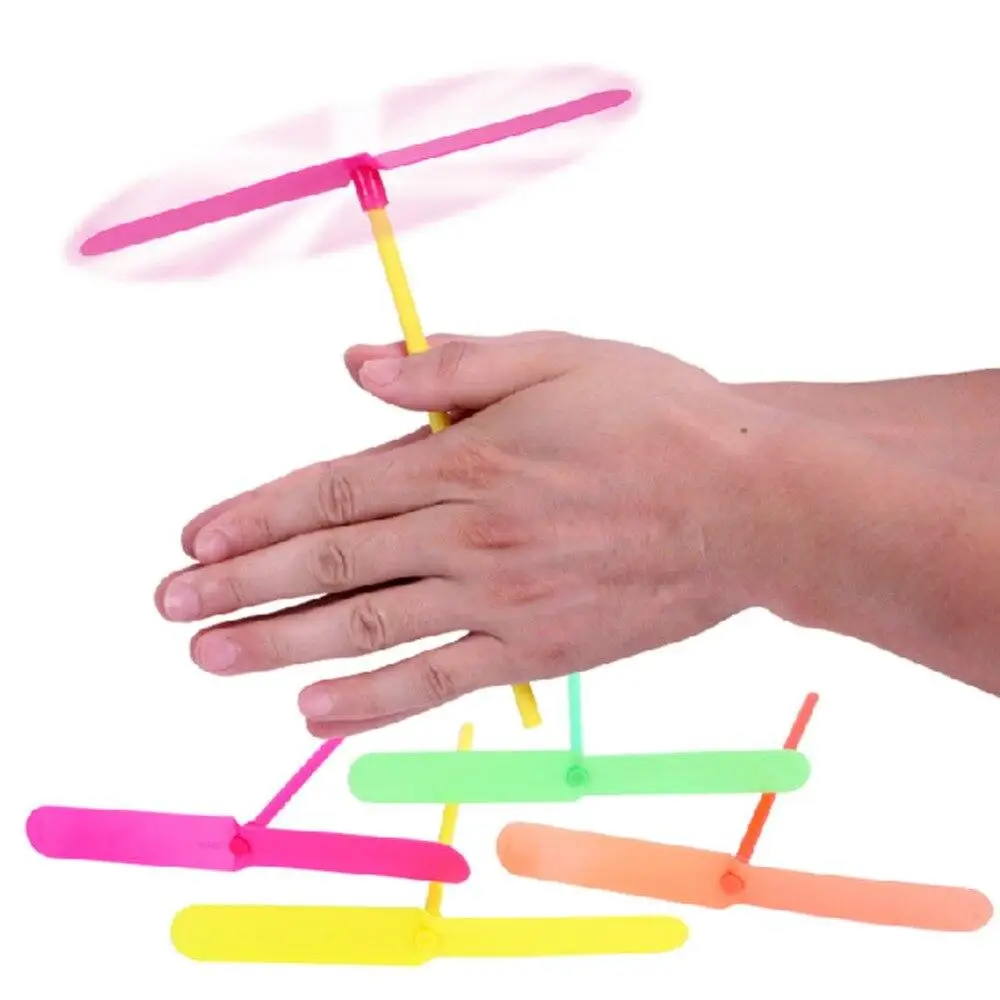 

10pcs/lot Bamboo Dragonfly Propeller Novelty Plastic Baby Kids Games Outdoor Toys Tradition Classic Nostalgic Toys Flying Arrows