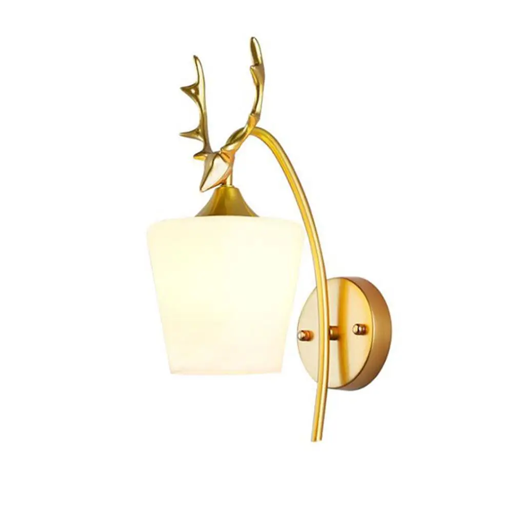 Современный черный Золотой металлический декор настенный светильник с матовым