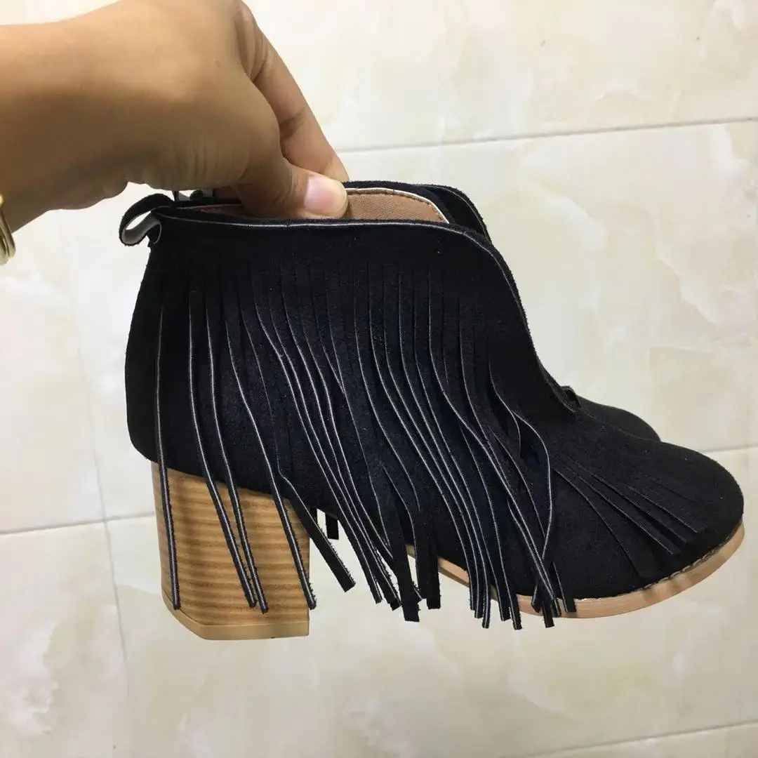 Сезон осень-зима Женские короткие ботинки с острым носком на низком каблуке