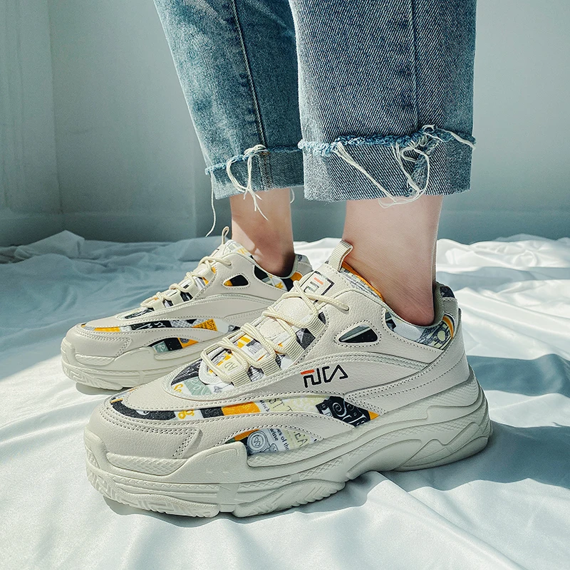 

Men's Vulcanized Shoes 2020 New Men Chunky Sneakers Lace-up Platform Men Sneakers Stylish Breathable Adult Male Footwear
