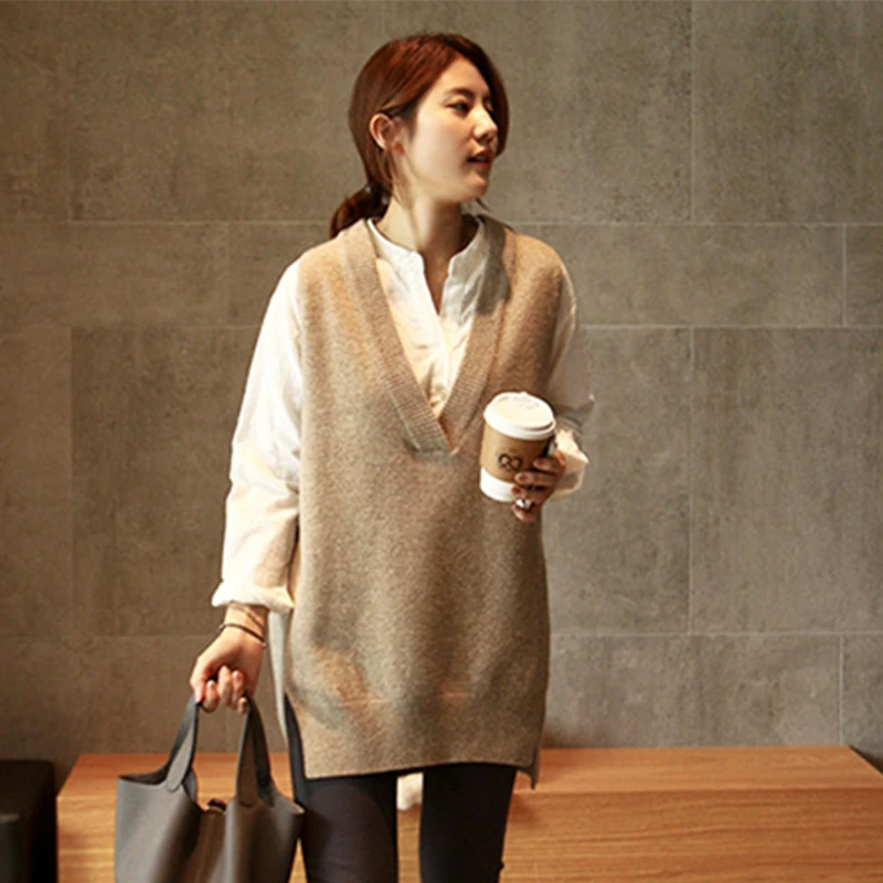 

New V neck Girls Pullover vest sweater Autumn Winter Short Knitted Women Sweaters Vest Sleeveless Warm Sweater Casual oversize