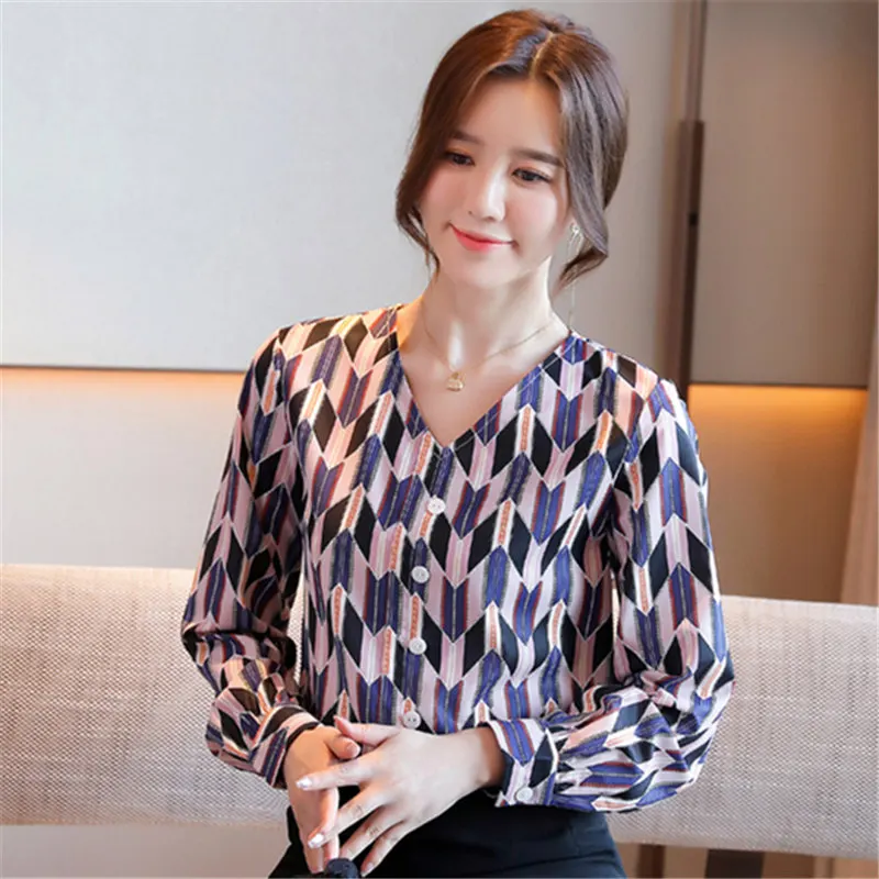 

2020 Autumn New Fashion Women Tops And Blouse Long Sleeve Geometric Print Chiffon Shirts Casual Lady V-Neck Clothes Blusas Mujer