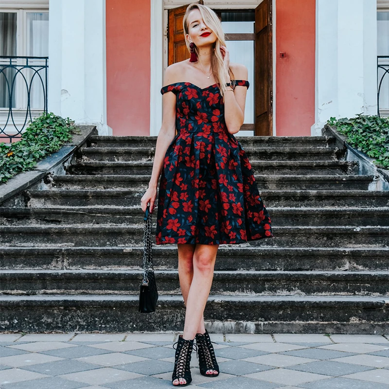 Новое модное женское платье с цветочным принтом ТРАПЕЦИЕВИДНОЕ ПЛАТЬЕ С v