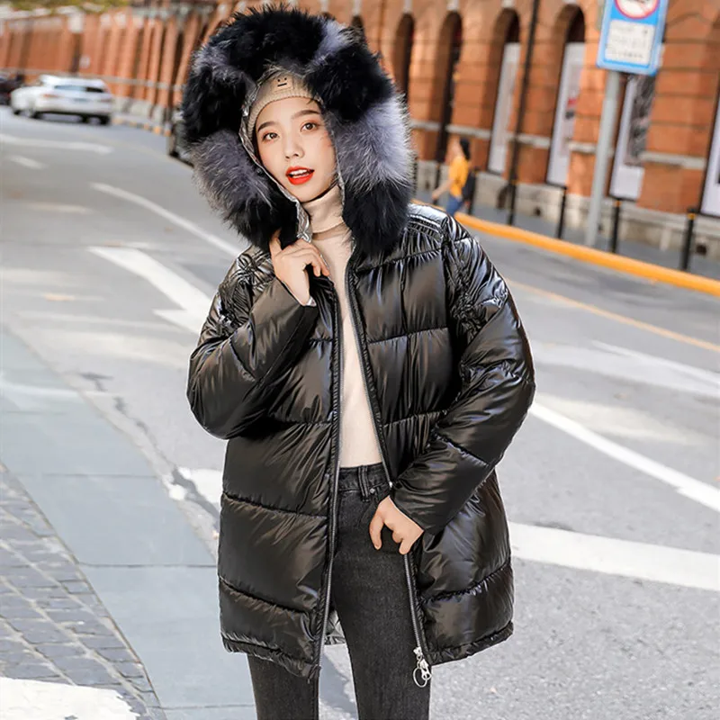 Женский пуховик с большим воротником теплая парка капюшоном и из натурального