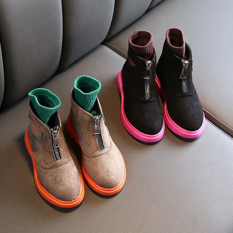 Детские замшевые ботинки на молнии ботильоны цвета хаки с заплатками для девочек