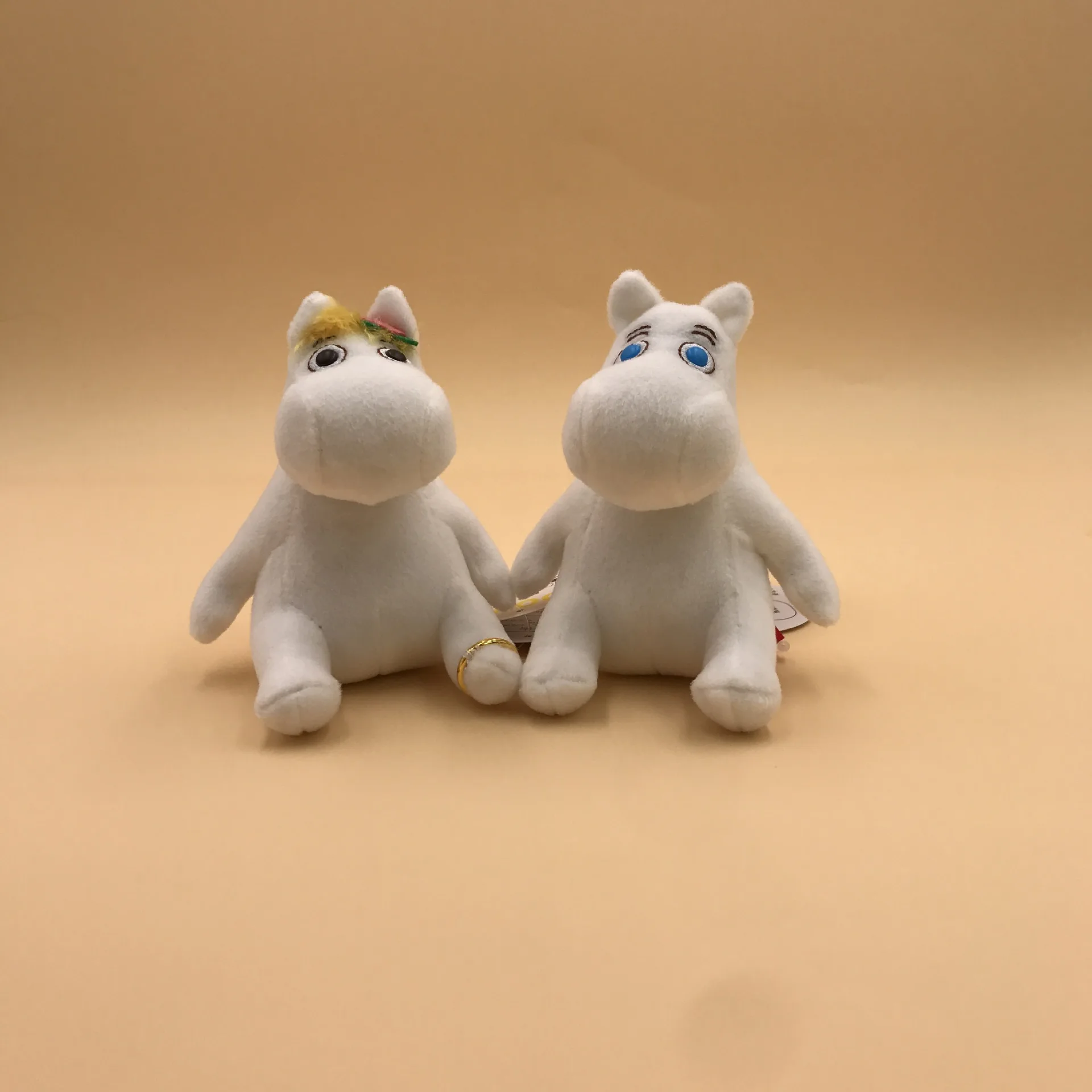 Подлинная авторизация Высокое качество 10 см сидя Moomin песня Nina брелок с мягкой игрушкой милый мультфильм день рождения Рождественский подарок
