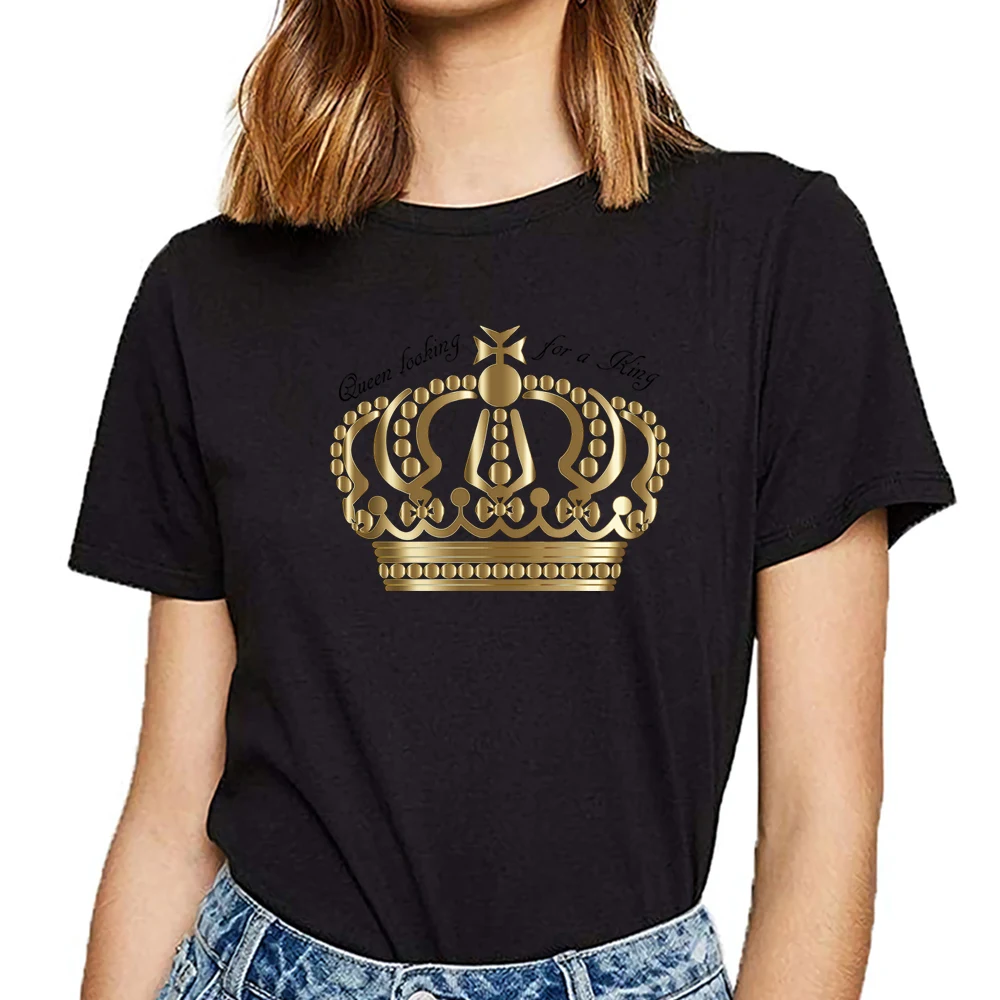 

Женская хлопковая футболка, белая футболка с принтом «queen ищет короля»