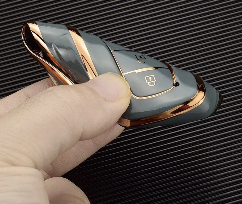 Чехол для автомобильного ключа из ТПУ с гальваническим покрытием Toyota Corolla Rav4 Camry 70