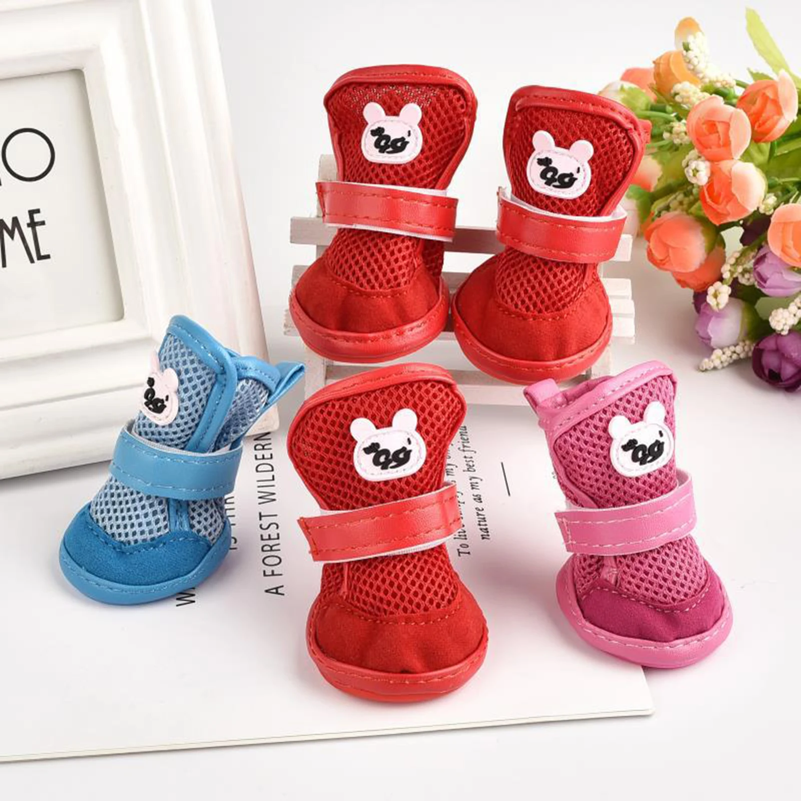 4 шт. модные летние сандалии для собак мягкая дышащая Нескользящая Милая сетчатая